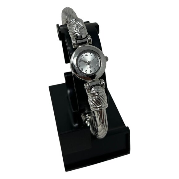 Stainless Steel Silver-Tone Bangle Bracelet Cuff Watch Quartz Movement - Picture 13 of 16